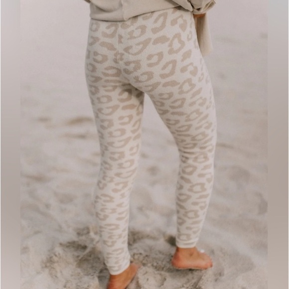 Barefoot Dreams Leggings CozyChic Ultra Lite Leopard Cream-Stone Loungewear Cozy - Picture 4 of 15